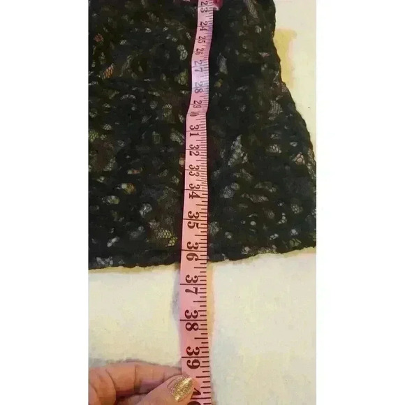 SUZI CHIN for‎ MAGGY BOUTIQUE Black CAP Sleeve LACE Cocktail DRESS LBD Size 12P - Picture 11 of 11